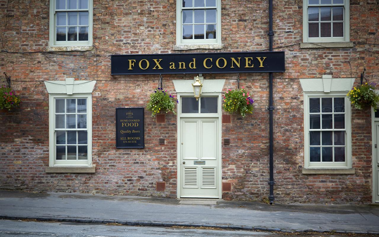 The Fox And Coney Inn South Cave Exterior foto